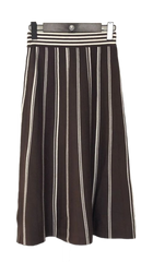 FALDA de punto. Talla única. Da hasta la talla 40-42