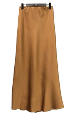 FALDA LENCERA Mod TOUS . Disponible en 2 colores: BLANCO ROTO y CAMEL. Talla única. Da hasta la talla 38. CALIDAD PREMIUM