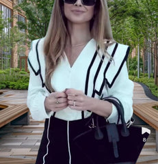 NOVEDAD: Blusa blanca de algodón Modelo Ainoa. Talla única (da hasta la talla 40). Calidad PREMIUM.