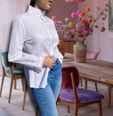 NOVEDAD: Blusa blanca de algodón. Talla única (da hasta la talla 40). Calidad PREMIUM.