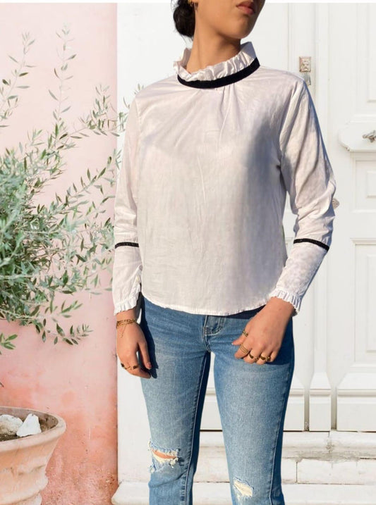 Safari print skirt-pants. Colors: Black, and white. ONE size: fits from 34 to 40. Only 1 blouse available (copy)