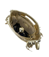 Bolso de ante con flecos.