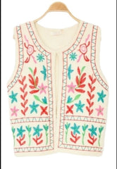 Safari print skirt-pants. Colors: Black, and white. ONE size: fits from 34 to 40. Only 1 blouse available (copy)