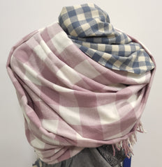 Oversize pink and beige checked scarf