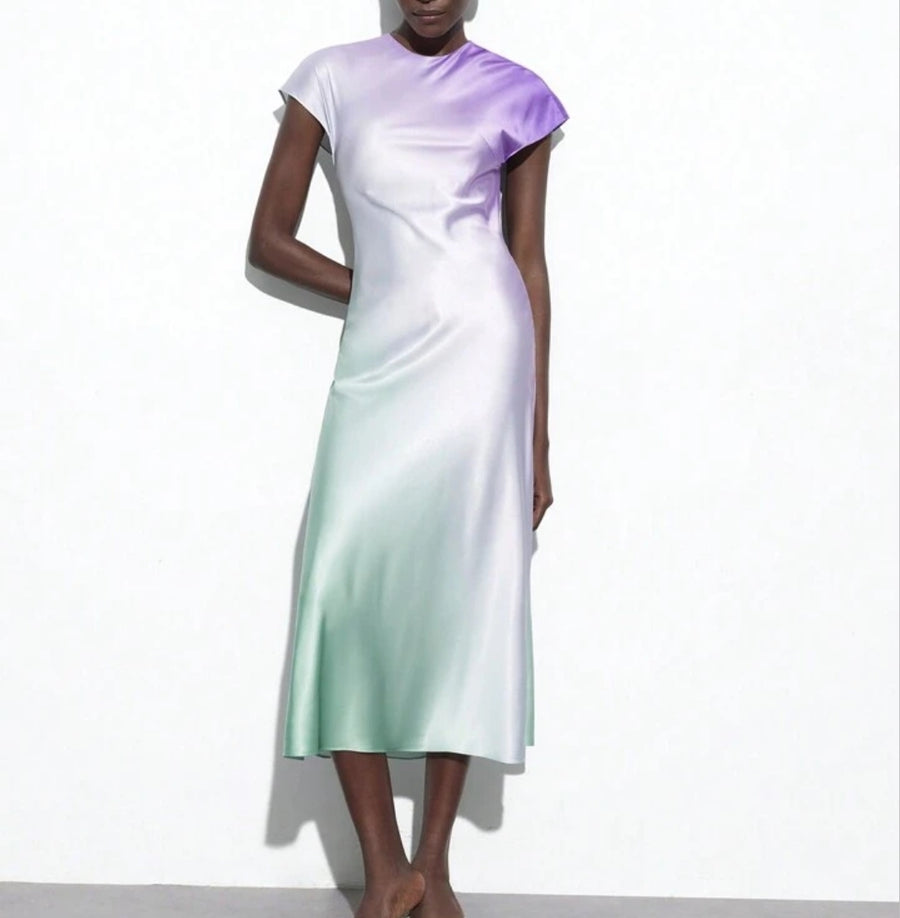 NOVEDAD: Vestido midi satinado mod. VIOLETTA. Talla S (da hasta la 36-38)