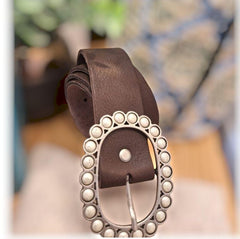 Leather belt with OVAL Buckle with White Turquoise imitation inlays.