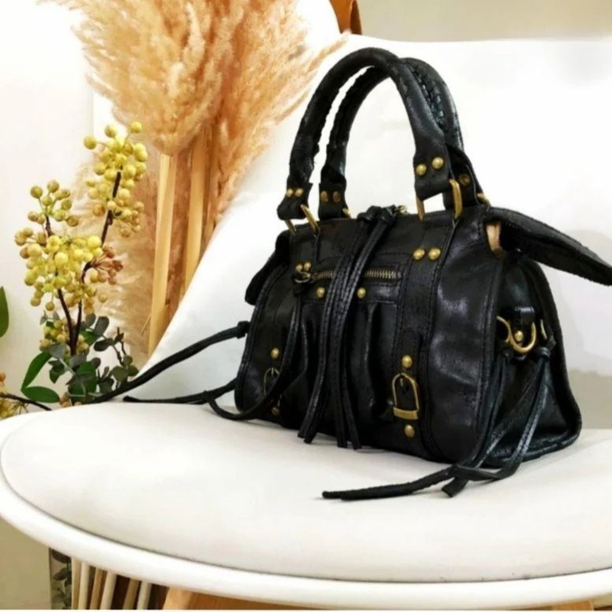 Bolso de piel auténtica inspiración Balenciaga. Disponible también en color ORO y PLATA. Tamaño PEQUEÑO