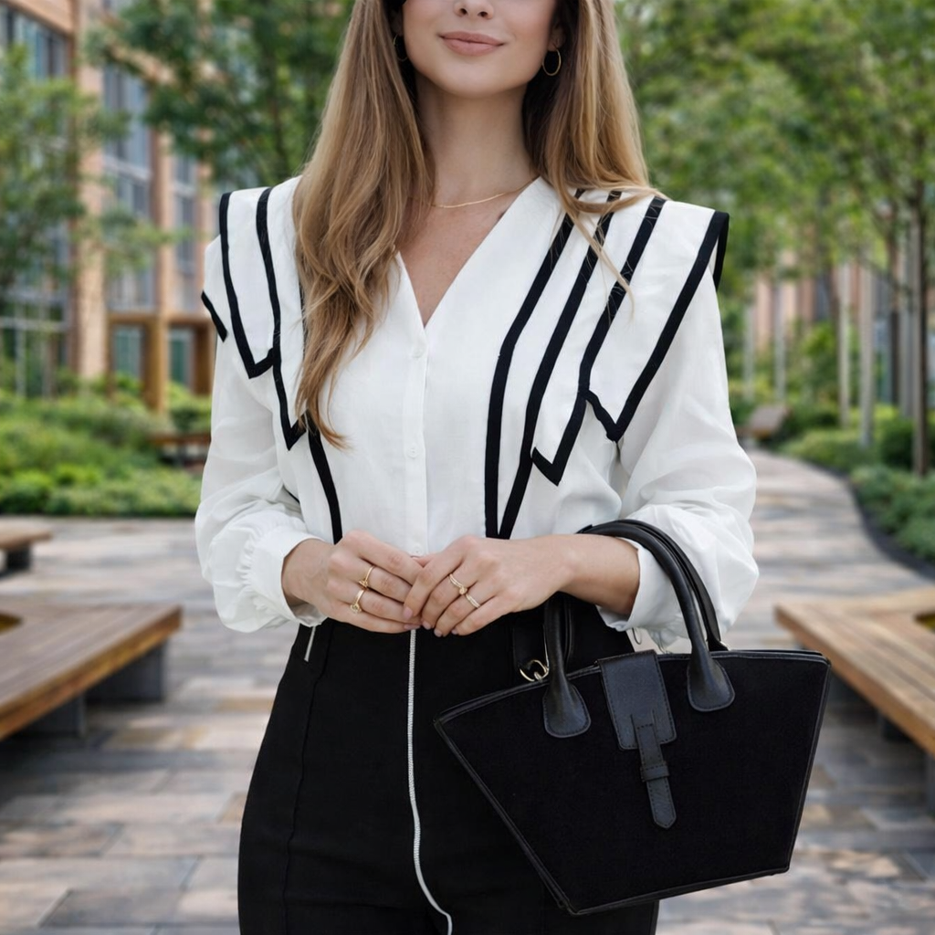 Blusa Elegante Blanca con Detalles en Negro