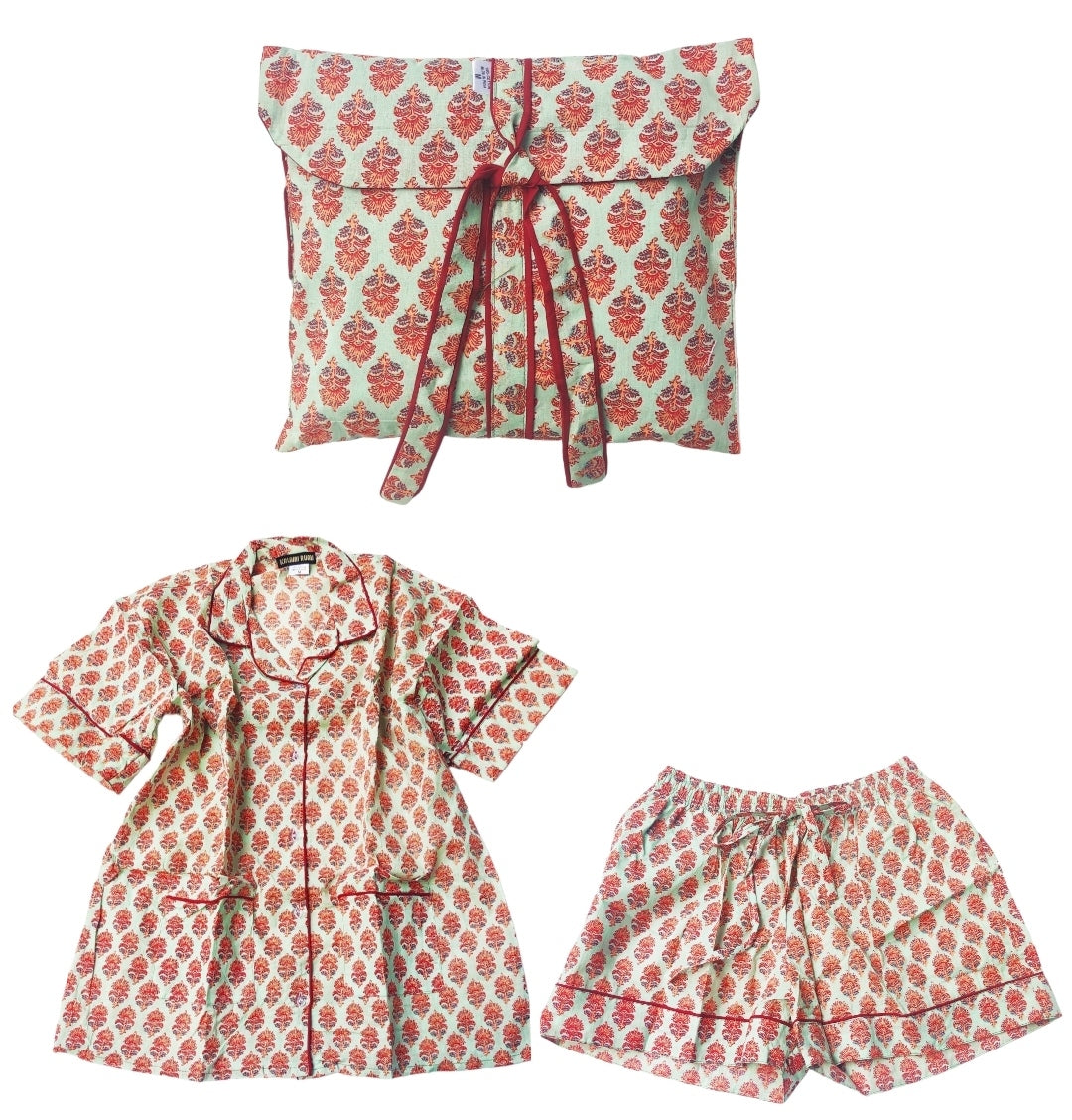 PIJAMA de mujer. Colores verde y naranja. Algodón 100%. Bolsa a juego para guardarlo.