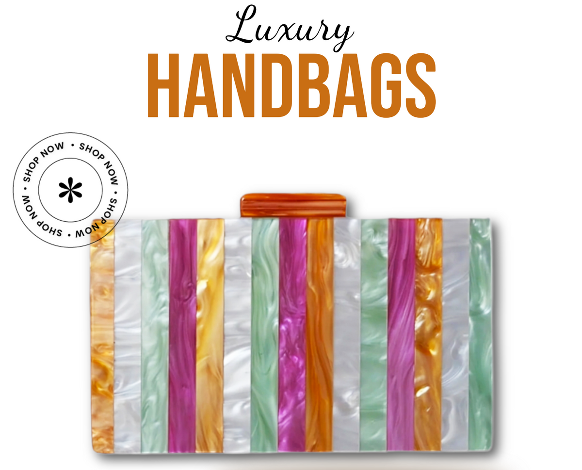 Clutch en tonos alegres: Naranja, verde, rosa.