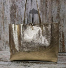 Tote bag in metallic leather. Soft leather with PREMIUM quality. Available in GOLD, SILVER and BRONZE