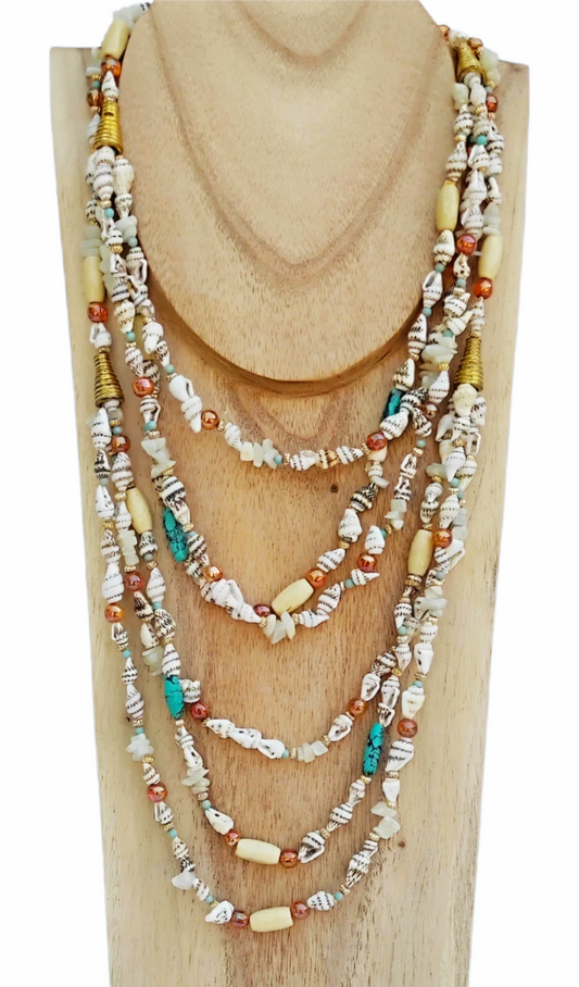 Long beige necklace with shells and turquoise blue touches