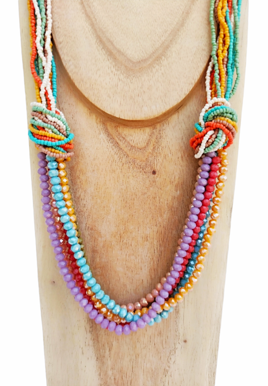 Collar multicolor de cristal y cuentas pequeñitas