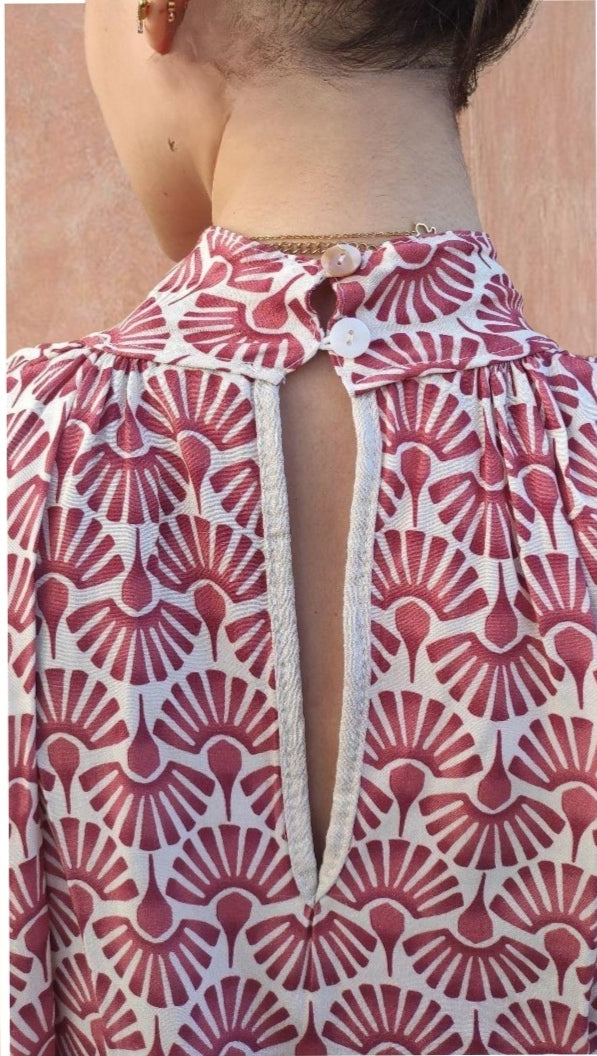 Blusa VERONA. Algodón 100 %. Talla ÚNICA: da desde la 34 hasta la 38.