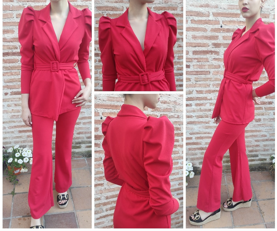 TRAJE mod. PAULA. Disponible en NEGRO, BUGANVILLA, MORADO.Da hasta talla 40. Sólo 1 unidad de cada color