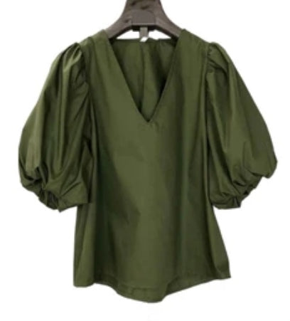 Blusa Verde de algodón 100 %. Talla ÚNICA: da desde la 34 hasta la 40.  ESPECTACULAR!