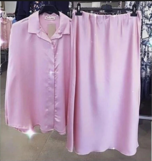 Blusa Talla Grande. Color rosa de saten