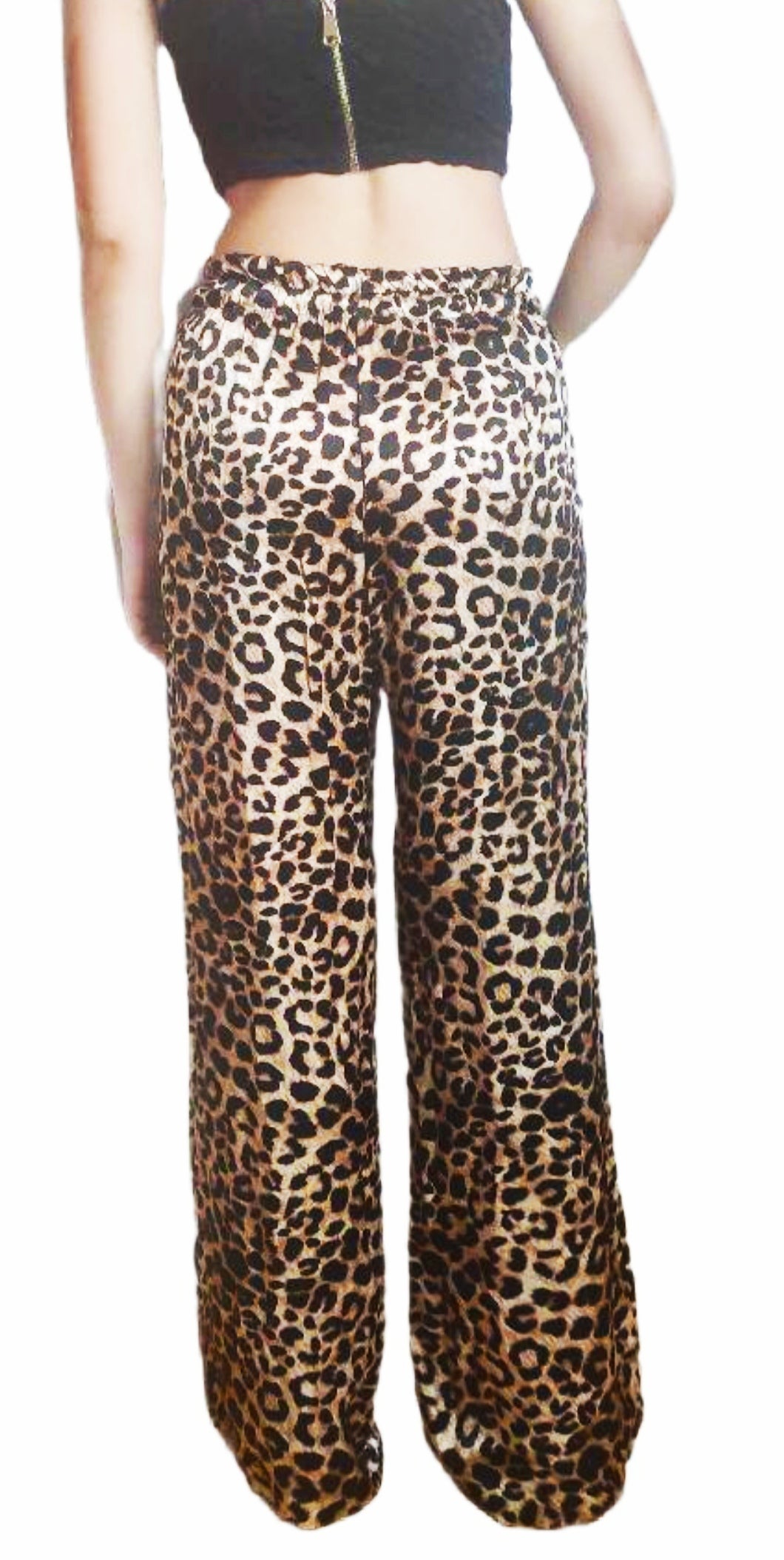 Pantalón Mod. BASIC. CALIDAD PREMIUM. Pantalón de SATÉN en Animal Print con bolsillos