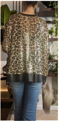 Blusa de Talla Grande mod. KENIA. Blusa de lentejuelas en Talla Grande: da hasta la 48.