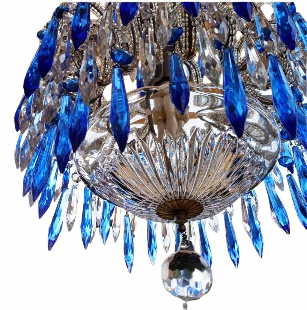 Lámpara de araña VENECIANA realizada con cristal de altade araña VENECIANA realizada con cristal de alta calidad en color AZUL y TRANSPARENTE. Lampara veneciana vintage