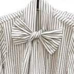 NOVEDAD: Blusa Blanca de rayas Negras y lazada. Mod. MAMEN. Talla única: da desde la 34 a la 42