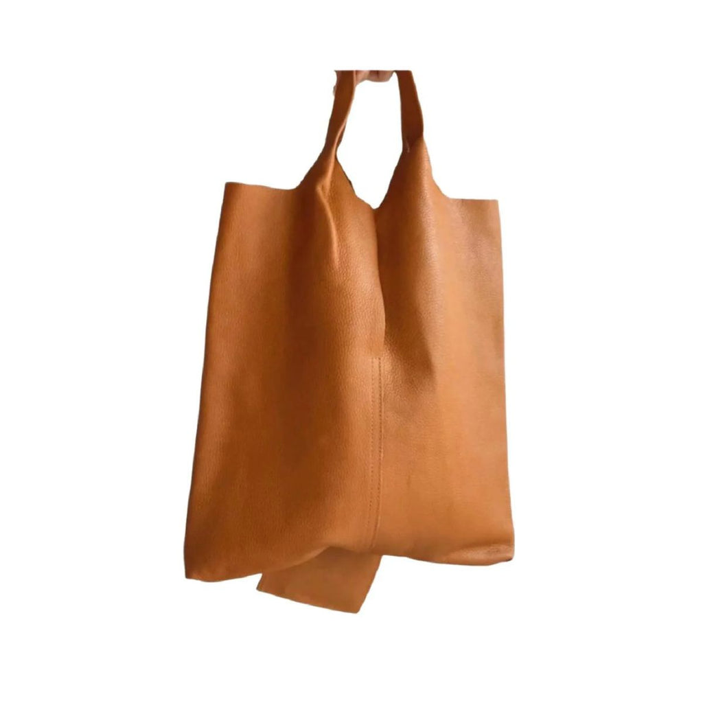 TOP de crochet con volante péplum de algodón bordado. Talla única: da desde la talla 34 hasta la 40. Top modelo "ONA" . Bolso de PIEL a juego disponible (Bolso modelo INLOVE)