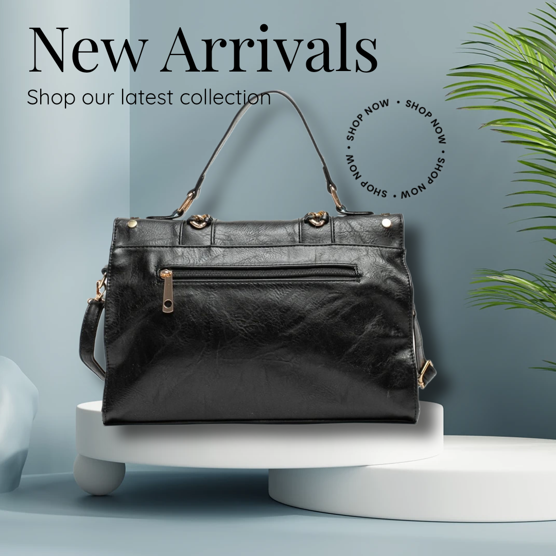 Bolso de PU con cadenas y flecos. Sólo 1 unidad !!