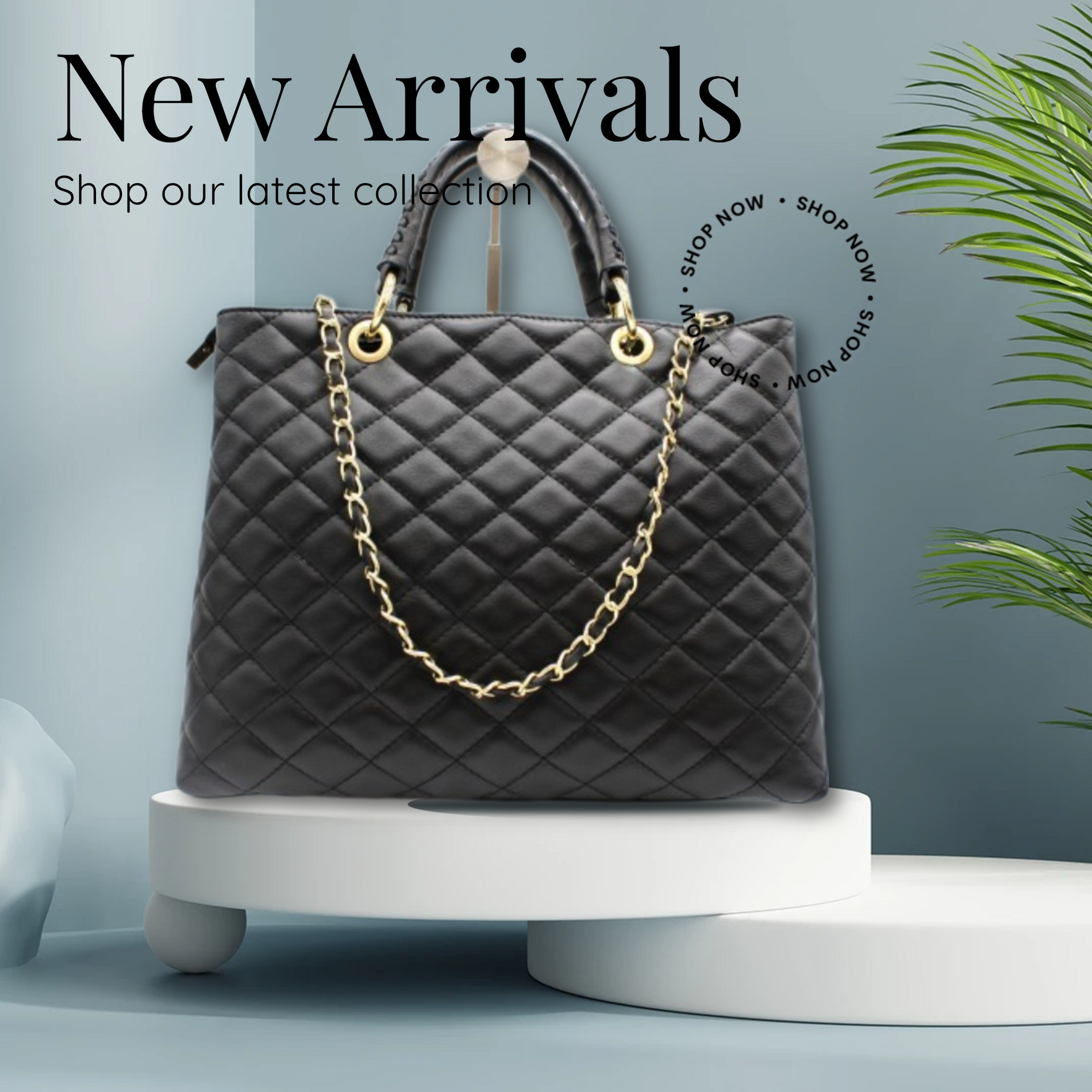 Bolso TOTE Mod. AVA. Realizado en piel acolchada con cadena dorada, asa superior y asa larga regulable. Calidad Premium