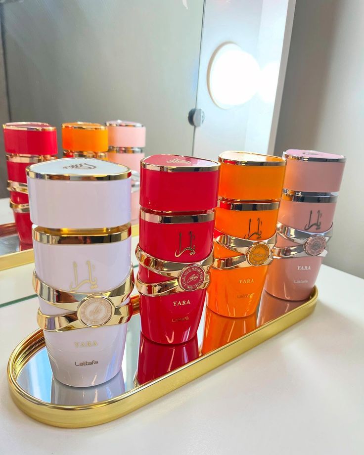 Pack 4 Perfumes YARA:  ROSA, MOI, TOUS y el nuevo CANDY.  Lataffa Original. 100 ml. Perfume árabe mujer. Alta durabilidad. Perfume seducción (copia)