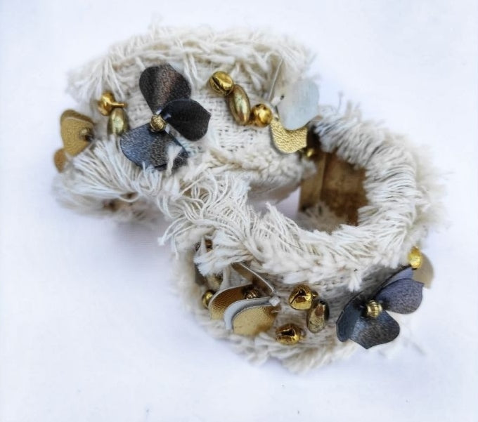 Pulsera boho color beige