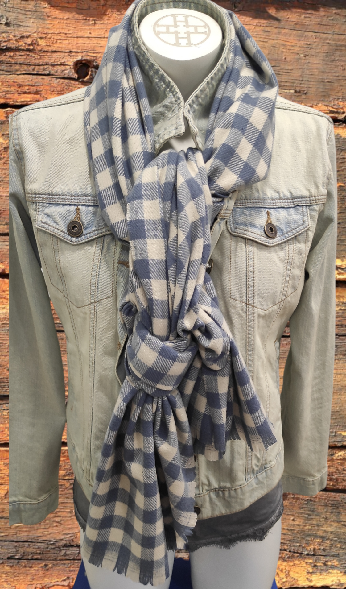 Bufanda oversize cuadros azules y beiges