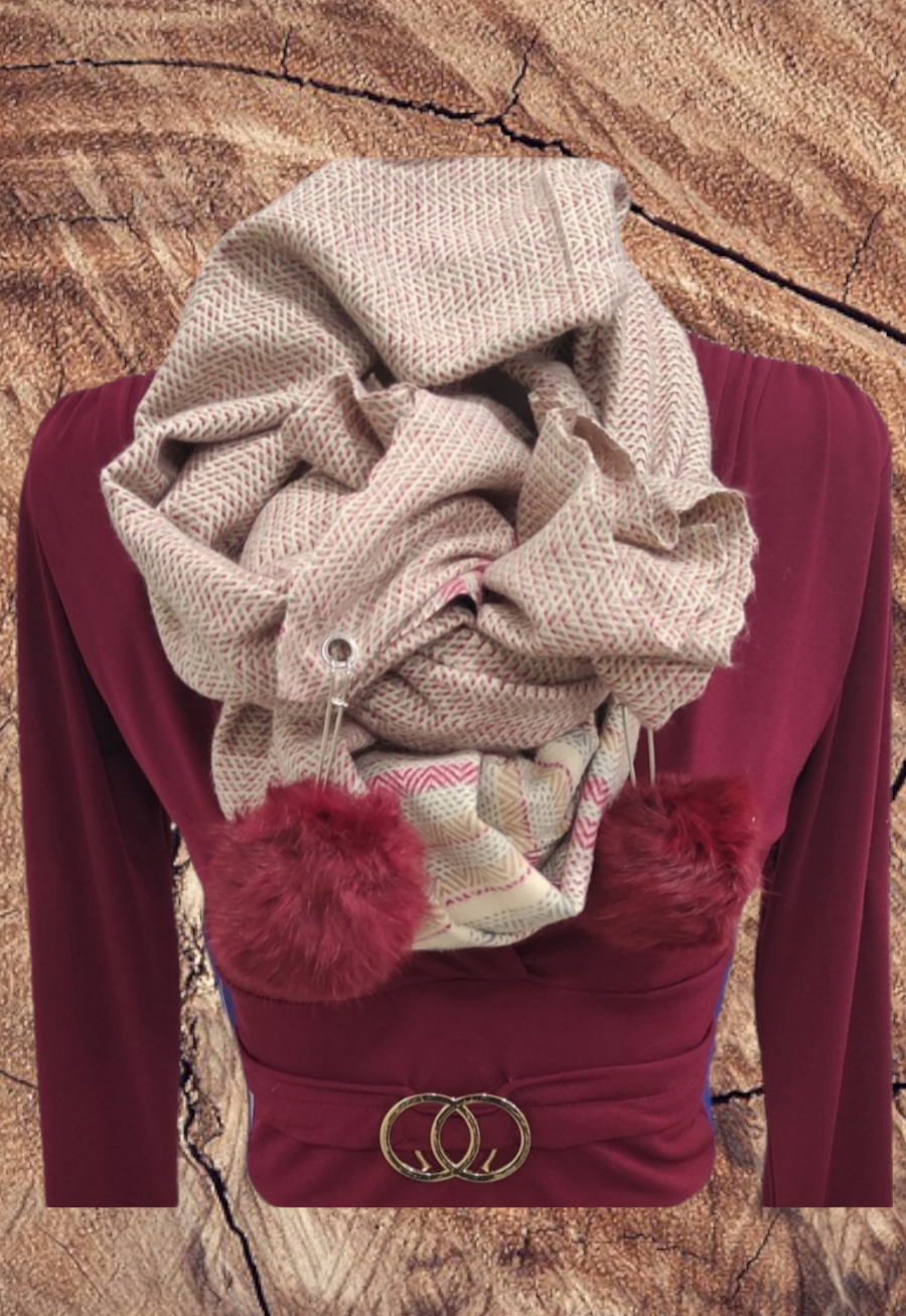 Bufanda oversize en tonos granate, beis y verdes