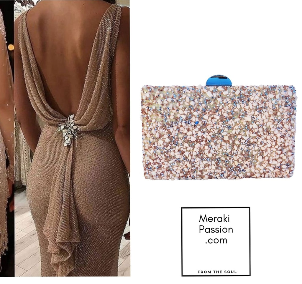 Bolso de fiesta. Clutch de color Nude, Dorado y Plata con suaves piedras y brillantes.Bolso de fiesta